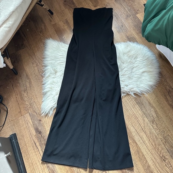 LULU’S Edith Black Strapless Wide-Leg Jumpsuit - Picture 4 of 8